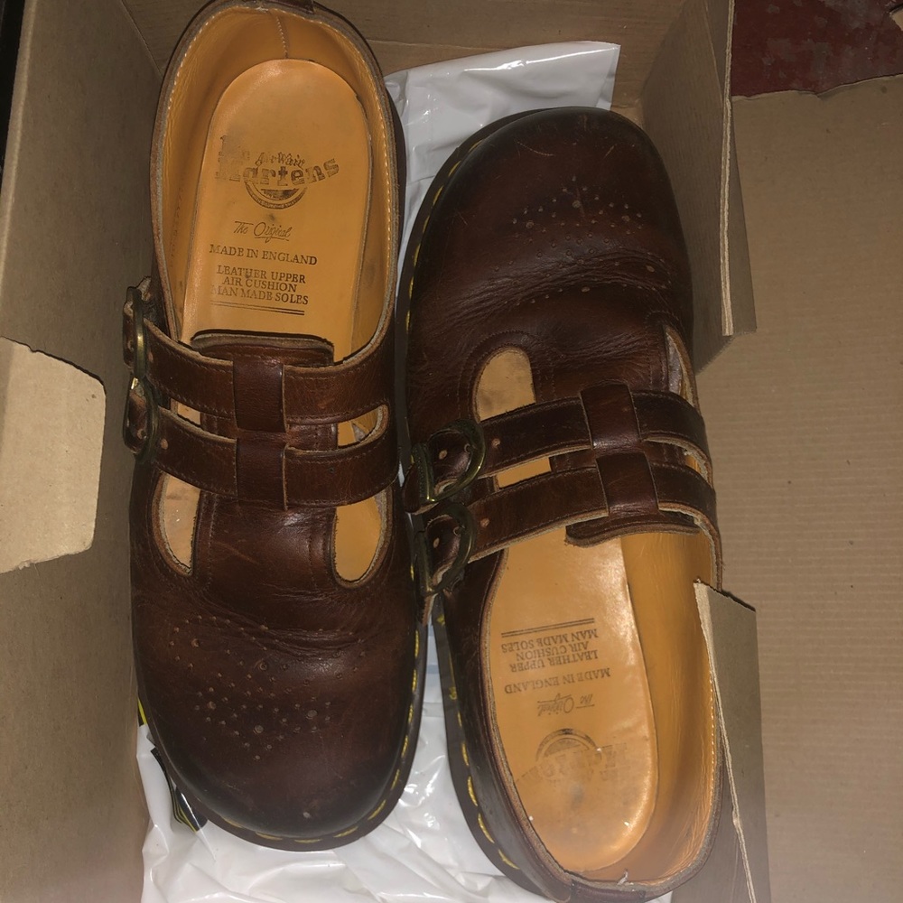 Doc Martin Shoes, size 10.